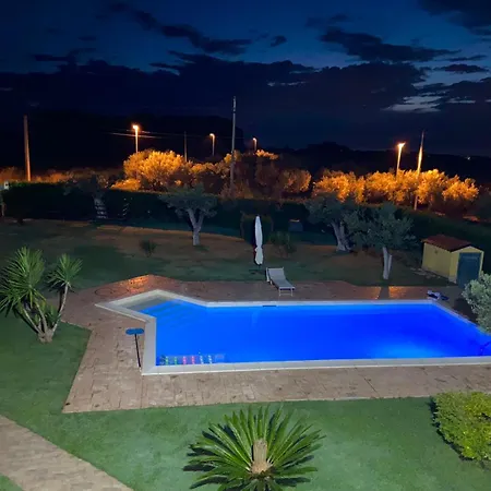 Giardino Tra Gli Ulivi Gasthuis Treglio