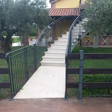 Gasthuis Giardino Tra Gli Ulivi Treglio