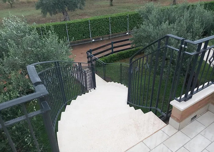 Giardino Tra Gli Ulivi Гостевой дом Treglio