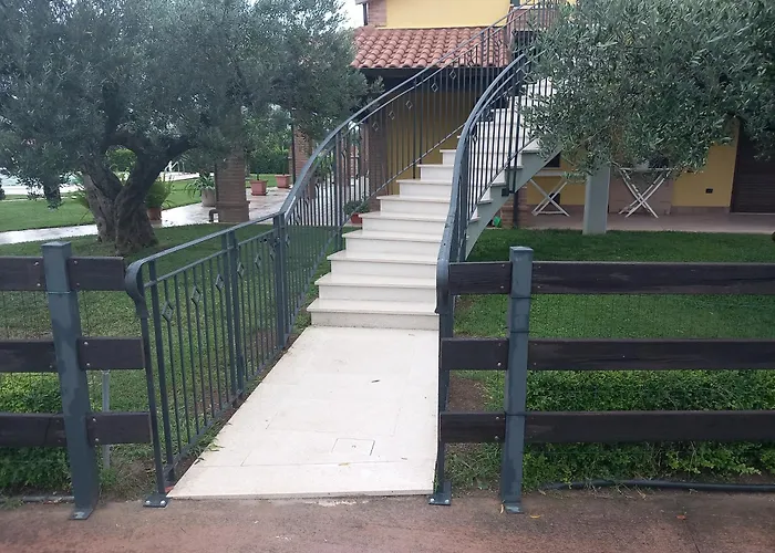 Гостевой дом Giardino Tra Gli Ulivi Treglio